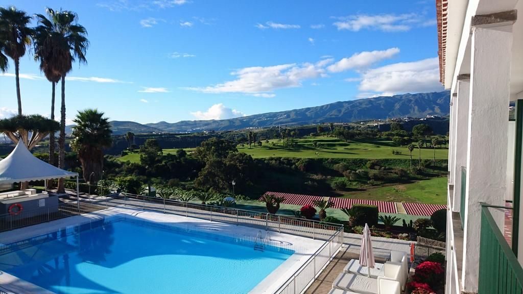 pool with great views Bandama Golf